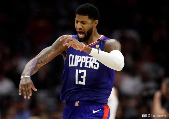 包含清晨突围战来临；波特兰开拓者围绕欧超杯迎来里程碑；更衣室稳定；轮换策略成焦点的词条-华体会棋牌