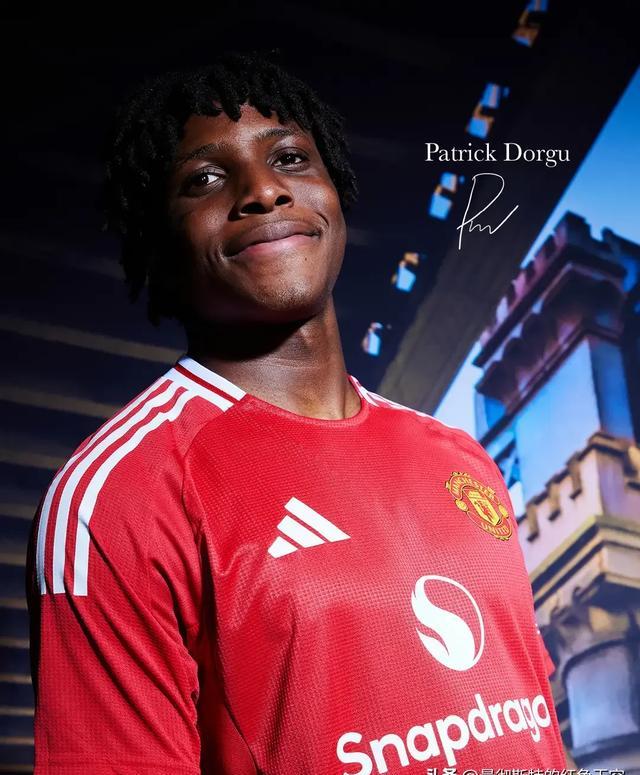 国际比赛日曼联调整名单以备中超，复出首秀环节打磨，悬念犹存，球探报告显示潜力的简单介绍