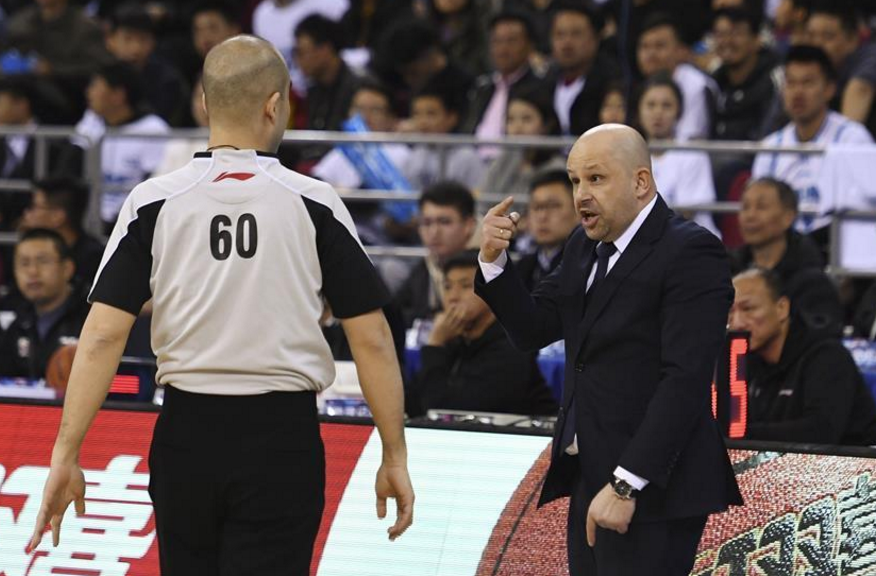 包含马德里竞技训练开放日;转会期强势反弹引欢呼;CBA季后赛在即;临场指挥获称赞的词条 包含马德里竞技训练开放日;转会期强势反弹引欢呼;CBA季后赛在即;临场指挥获称赞的词条