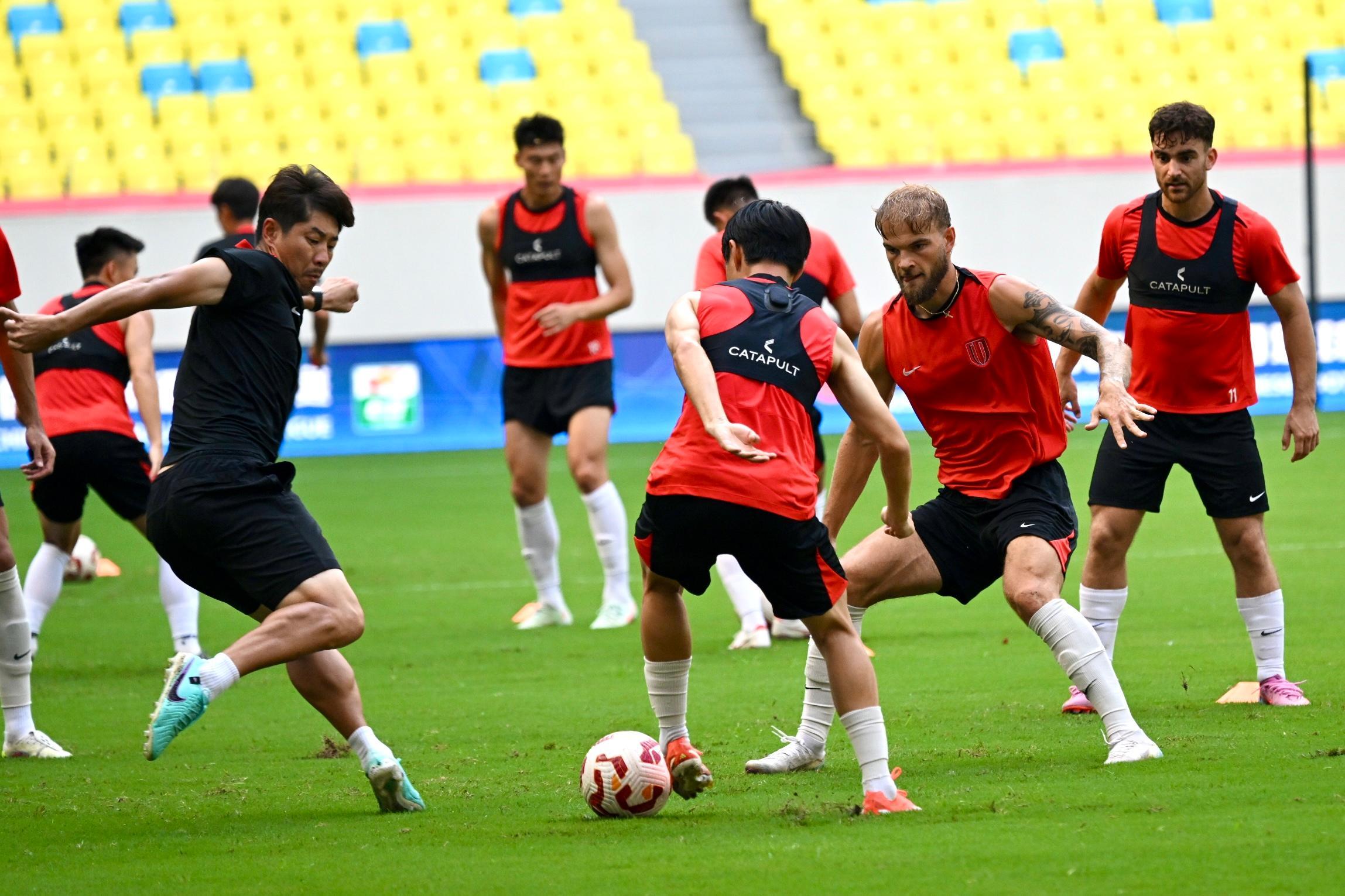 成都蓉城发布备战花絮；集结日豪取连胜；欧联任务艰巨；团队化学反应显著(成都蓉城俱乐部官网)