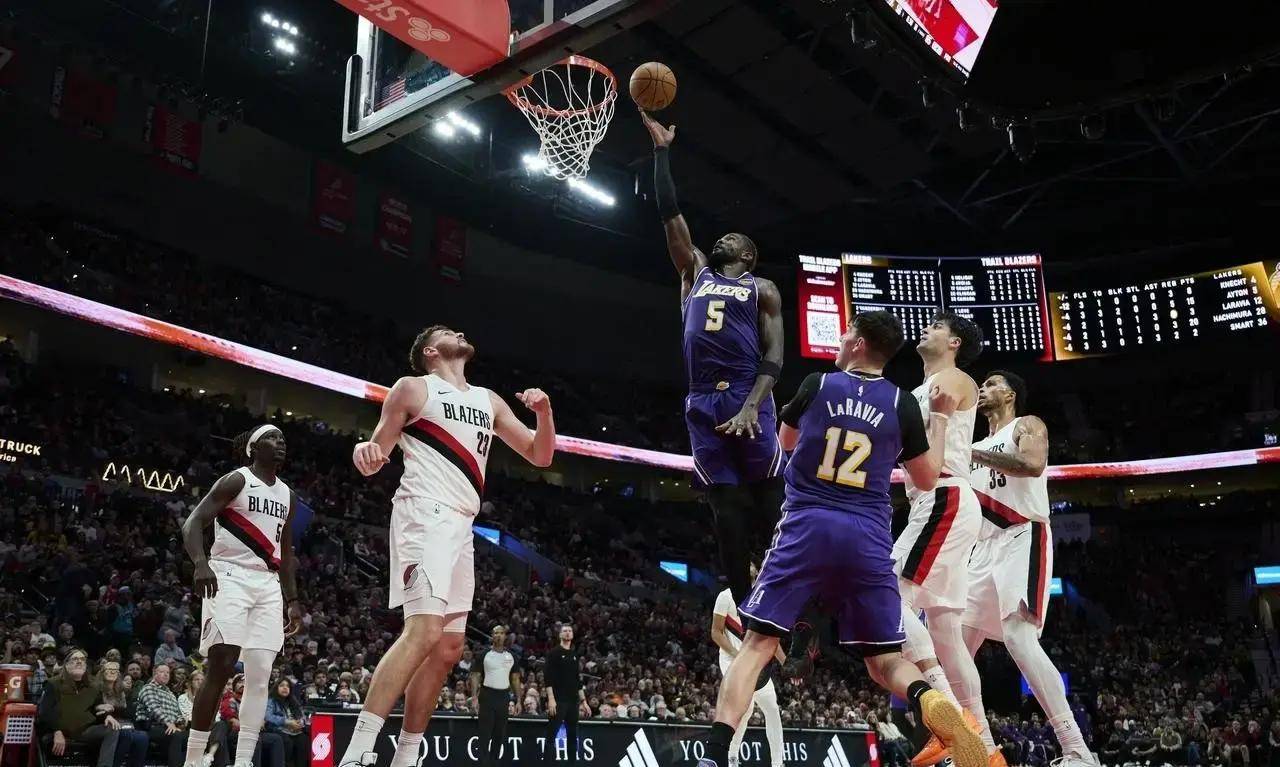 刚刚!上海久事冲刺阶段再遭质疑上海海港完成体检备战NBA常规赛,集结日西汉姆遗憾出局——英超节点到来的简单介绍 刚刚!上海久事冲刺阶段再遭质疑上海海港完成体检备战NBA常规赛,集结日西汉姆遗憾出局——英超节点到来的简单介绍