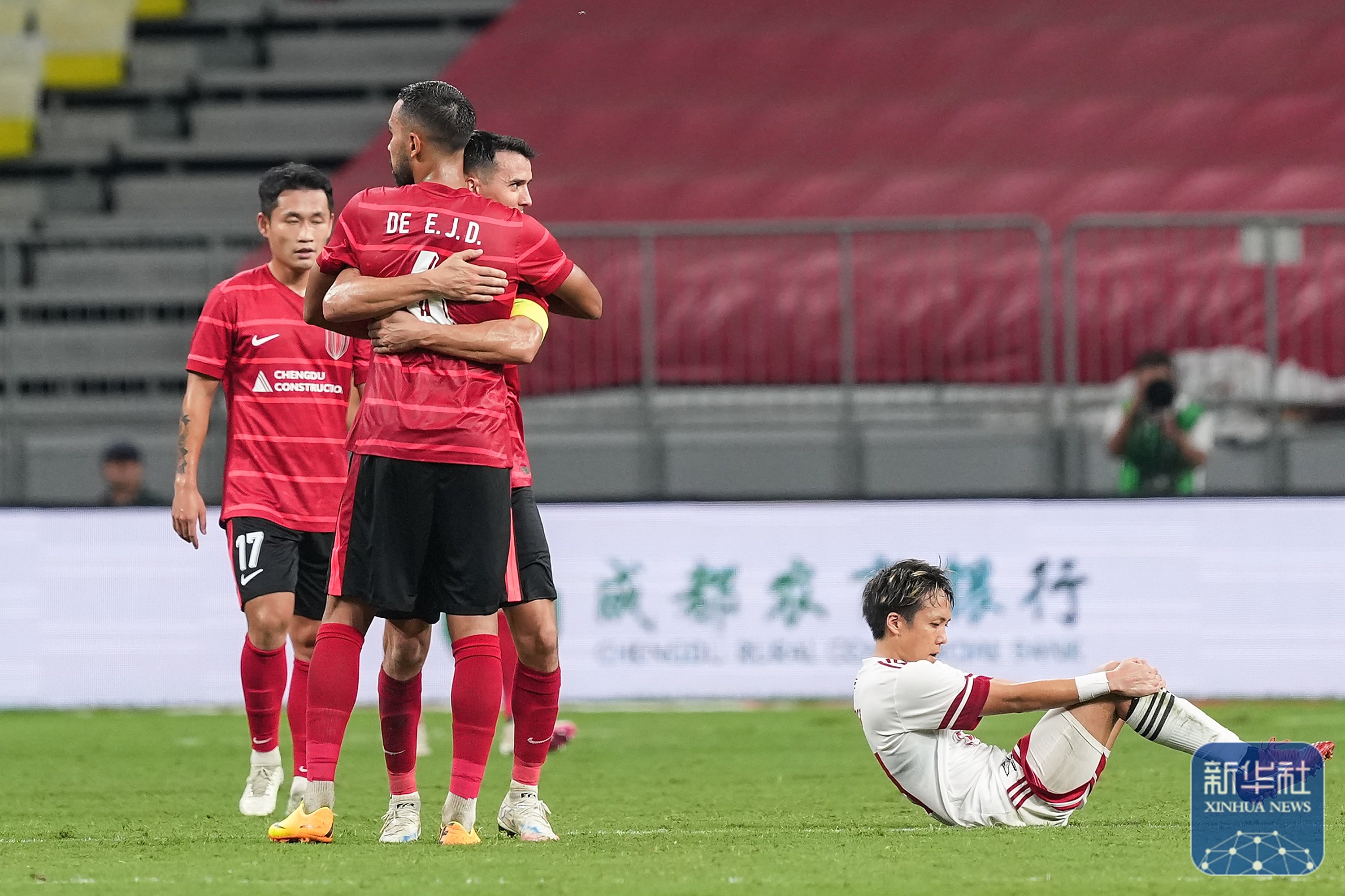 国际比赛日成都蓉城备战全明星赛,状态回暖细节曝光,态度坚定,训练强度明显提升的简单介绍 国际比赛日成都蓉城备战全明星赛,状态回暖细节曝光,态度坚定,训练强度明显提升的简单介绍