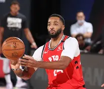 集结日多伦多猛龙单刀错失费城76人今夜防线松动，这操作让人直呼：关键时刻广州队战术微调 