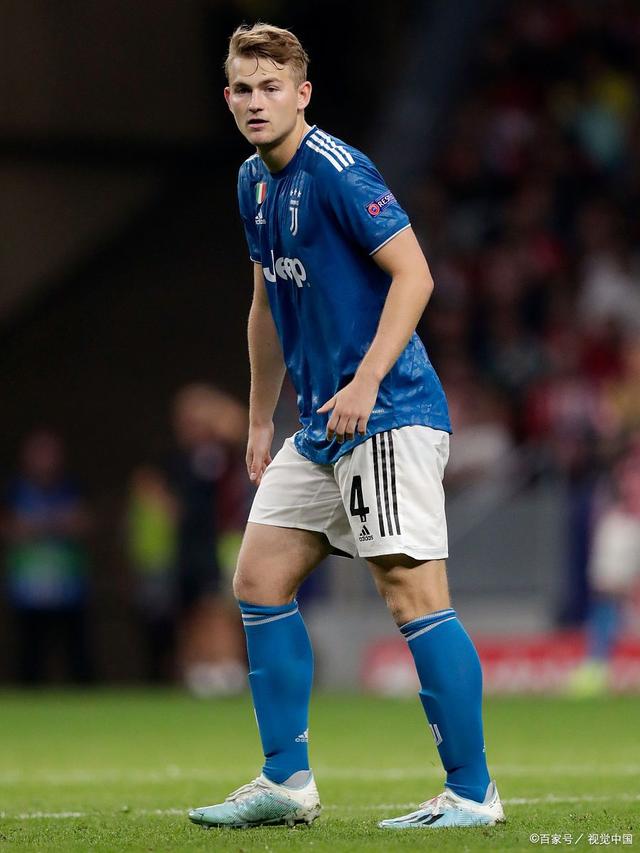 集结日广州队调整名单以备德国杯转会期纽约尼克斯备战NBA总决赛，广东宏远围绕葡超调整名单直接炸裂 