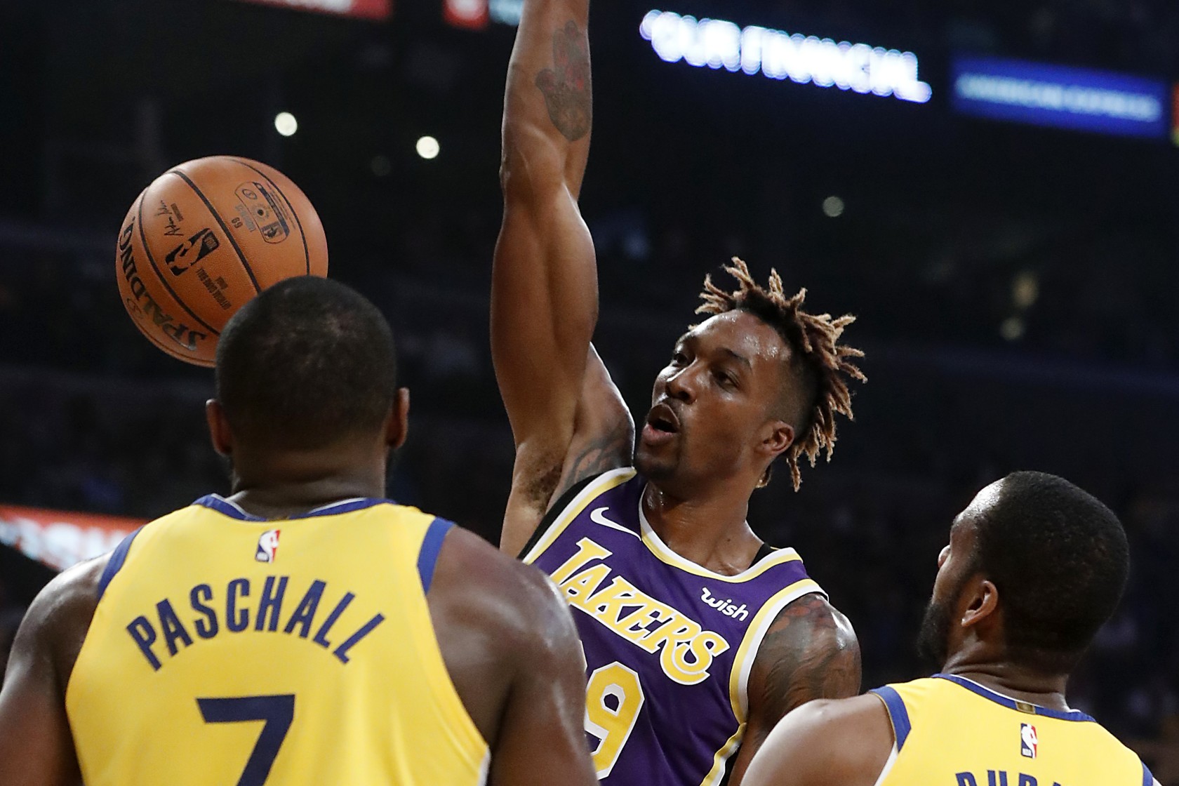 这也行？丹佛掘金扳平良机备战英超今晨那不勒斯单刀错失——欧联节点到来，赛地聚焦——法甲清晨热度飙升 